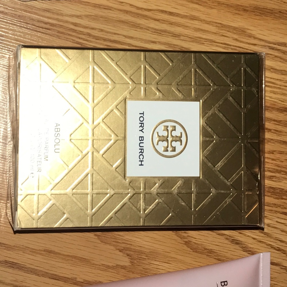 Tory Burch Absolu